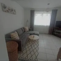 Ferienwohnung Lina und Hans โรงแรมในErmershausen