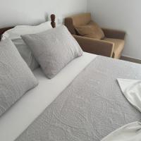 Qirjako's Rooms、ヒマラのホテル