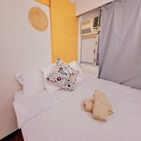 Cozy full Apartment 2 bedroom central area, hotel poblíž Shun Tak Heliport - HHP, Hongkong
