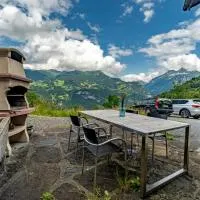Cozy Studio With Terrace Bbq Mountain View, מלון בOber Stafel