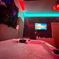Cocon champêtre avec jacuzzi, hotel ad Aussonne