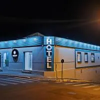 Oberon Business Hotel, отель в городе Кастру