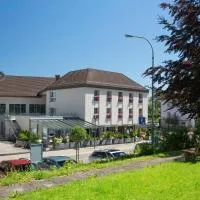 Hotel Hecht, מלון בRheineck