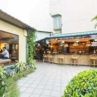 Hotel Kamal Palace، فندق في جالاندهار