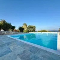 Yaleena Residences, hotel sa Drios
