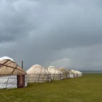 One Million Stars Yurt camp, hotel v mestu Song-Kul
