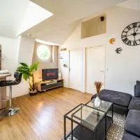 Le Ballanais - Parking - Netflix โรงแรมในBallan-Miré
