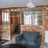 Gîte PMR - Le petit atelier de Claudius, hôtel à Artonne