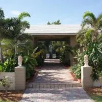 Atlantic Shores Vacation Villas, hotel sa Palm Beach Shores
