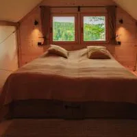 Lakeside Glamping Tents Mažijev Grič, hotell sihtkohas Gradišče pri Lukovici