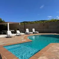 Casa A Barcia، فندق في Barrantes
