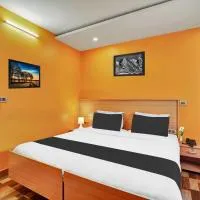 Super Townhouse Kushal Nagar Near KSRTC Bus Stand, hotel em Kushālnagar