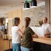 eduCARE Hotel, khách sạn ở Treffen