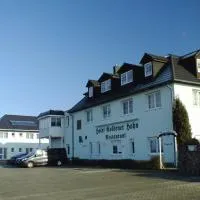 Hotel Gasthof Goldener Hahn, hotell sihtkohas Frankfurt Oderi ääres