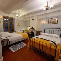 Les Etrangers a l'ancien Hotel des Etrangers, hotel i Saint-Martin-dʼEntraunes