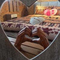 Chez Gigi, hotel perto de Aeroporto de Sion - SIR, Apro