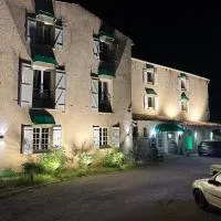 HUMAN HOTEL RESTAURANT Park, hotel din Villecroze