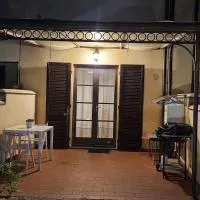 Bilocale indipendente a 10' da Pisa, hotelli kohteessa Cascina