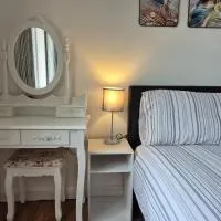 Spacious 2 double beds home Durham free parking, hotel em Durham