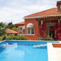 Seaside family friendly house with a swimming pool Mlini, Dubrovnik - 2145, hotel v destinaci Mlini