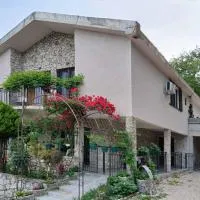 Dado, hotel din Virpazar