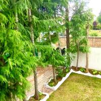Greenoriva - D2 - Greenery & Peace, hotel near Srinagar Airport - SXR, Srinagar