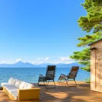 Lakehide Konan - 湖畔の貸別荘 - サウナ使い放題 - 1棟貸切، فندق في كورياما