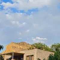 Arevot Ojakh, hotel en Areni