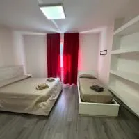 Villa Mariel Verbania Centro, хотел в Интра