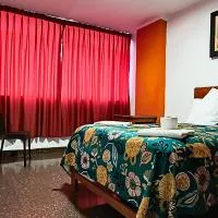 Plaza Hotel Huánuco, hotel u gradu Uanuko