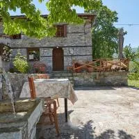 Agrotospito, a cottage to bring you back to nature, hotel di Mouresi