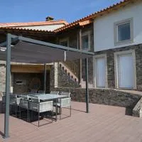 Casas do Azibeiro, hotel sa Veigas