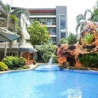 Long Beach Hotel Pangandaran, hotel di Pangandaran