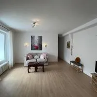 Appart 2 chambres - Oliver's home - LE LUDE à 2 pas du Chateau, hotel en Le Lude