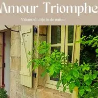 L'Amour Triomphe, hotel u gradu 'Rempnat'