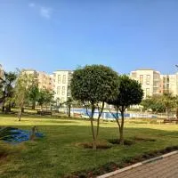 appartement 75m2 avec piscine, hotel em Bouznika