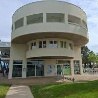 Appartements 2 chambres port de Dienville、Dienvilleのホテル