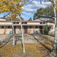 Colonial Bank Motel, hotel i Omeo