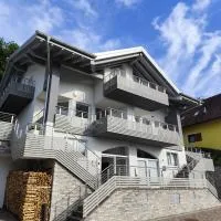 Maison 40, отель в городе Albiano
