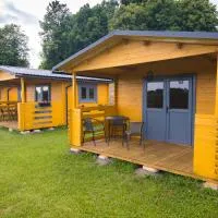 Chatičky Centrum Pastvinská přehrada, хотел в Nekoř