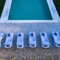 EcoCamp San Román by SuitesNature, khách sạn ở Lugo