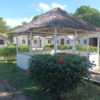 Hôtel-bungalows La Pirogue, hotell Sambavas lennujaama Sambava Airport - SVB lähedal