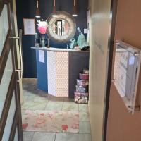 Flower Lane Guesthouse、カトゥにあるSishen Airport - SISの周辺ホテル