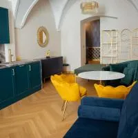 Luxury apartments Banská Bystrica on the main square- LUSSO, FRESCO, PURE, hotell sihtkohas Banská Bystrica