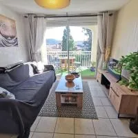 2-room apartment near St-Tropez، فندق في لا غارد-فرينيه