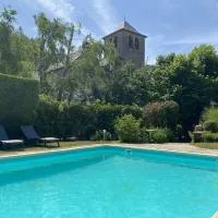 Logis Hôtel Restaurant L'Auberge du Chateau, hotel i Muret-le-Château