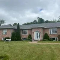 Forest Retreat near Cavendish Beach & Green Gables, hotel en Stanley Bridge