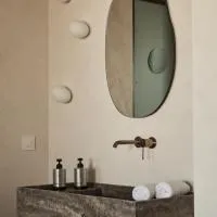 Uzenie All Suites Boutique Resort - Adults Only, hotel i Adelianos Kampos