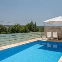 שיר החורש, hotel em Shomera