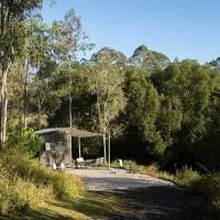 Hill Creek Tiny House 2 by Tiny Away, hotel a Perwillowen